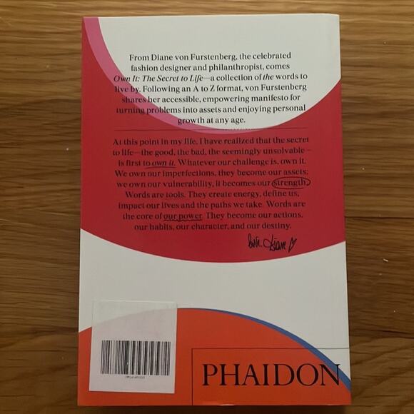 New book own it the secret of life by Diane Von Furstenburg - signed copy - Picture 2 of 4